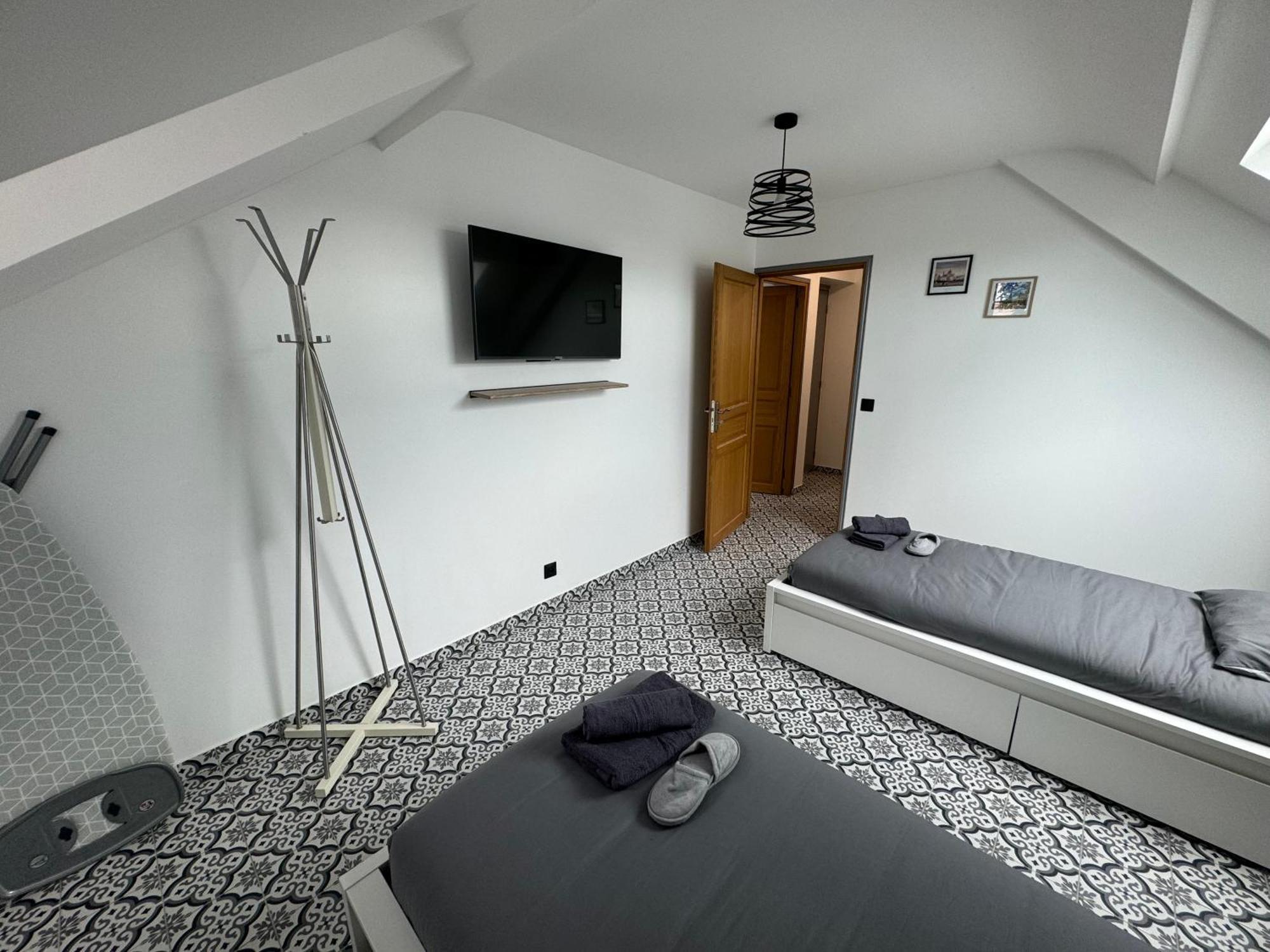 L'Etoile De Seine 77 Appartement 2 Dammarie-lè-Lys Exterior foto